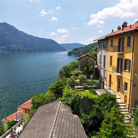 Vakantiehuis Up & Up - By Myhomeincomo Moltrasio