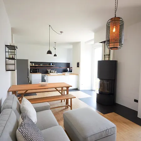 Holiday home Up & Up - By Myhomeincomo Moltrasio
